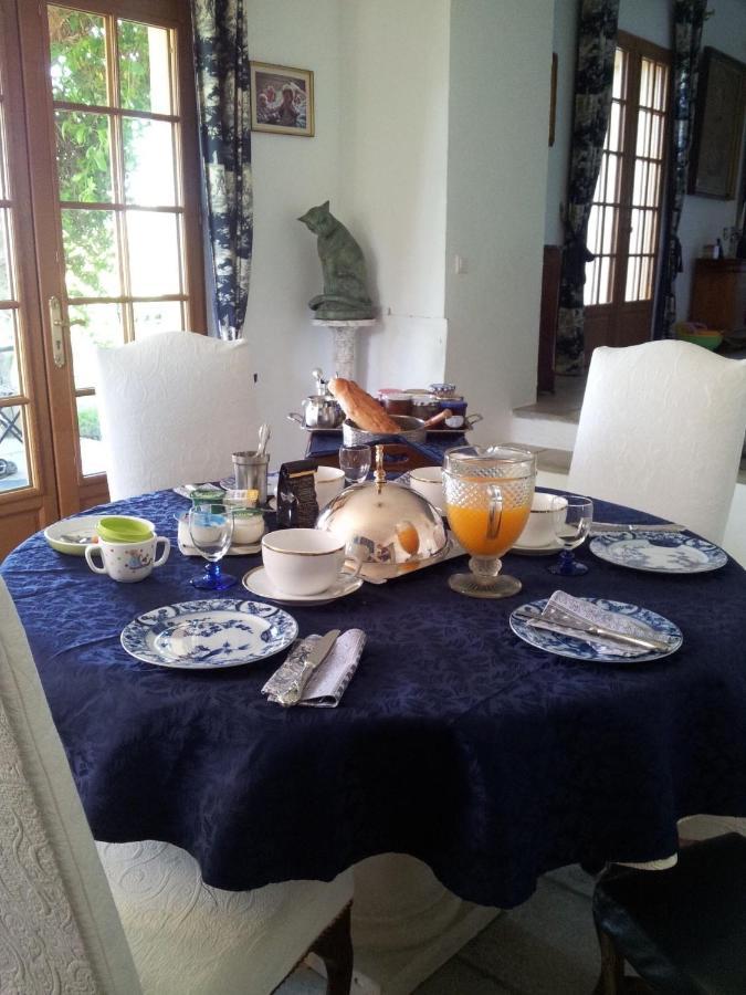 Roubies Bed & Breakfast Mons  Exterior photo