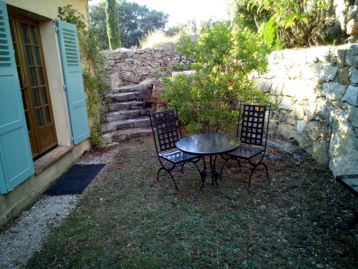 Roubies Bed & Breakfast Mons  Exterior photo